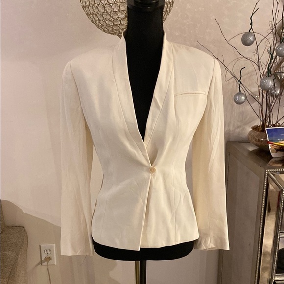 Giorgio Armani Elegant Cream silk Blazer size 2 - Picture 1 of 6